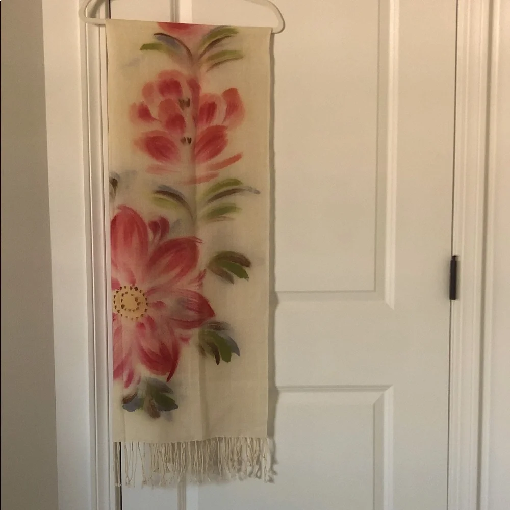 NEW Nordstrom Light Cashmere Floral Scarf